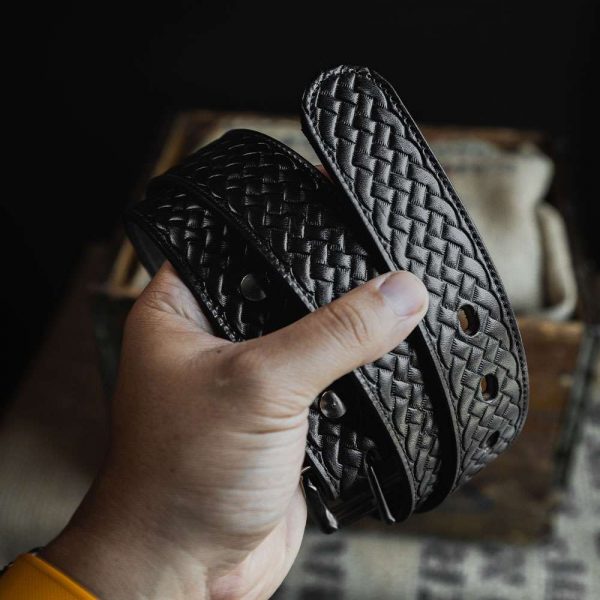 leather basket weave belt in black