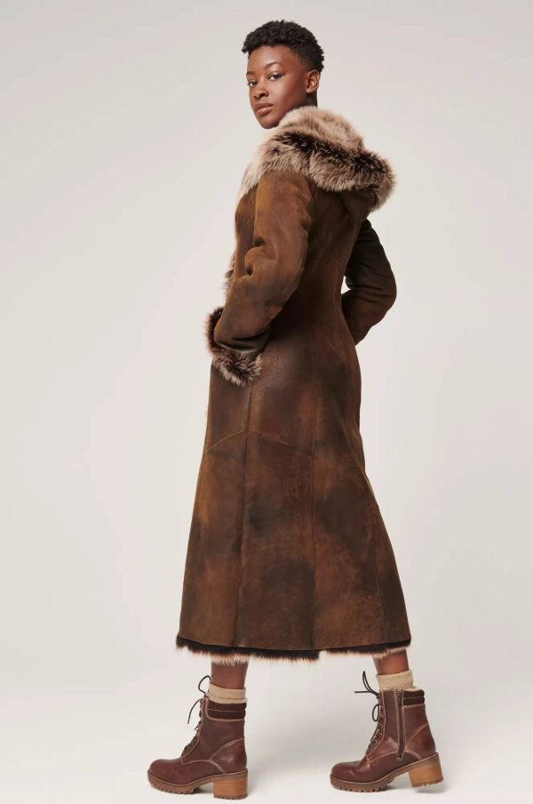 Dakota Hooded Toscana Sheepskin Coat 14