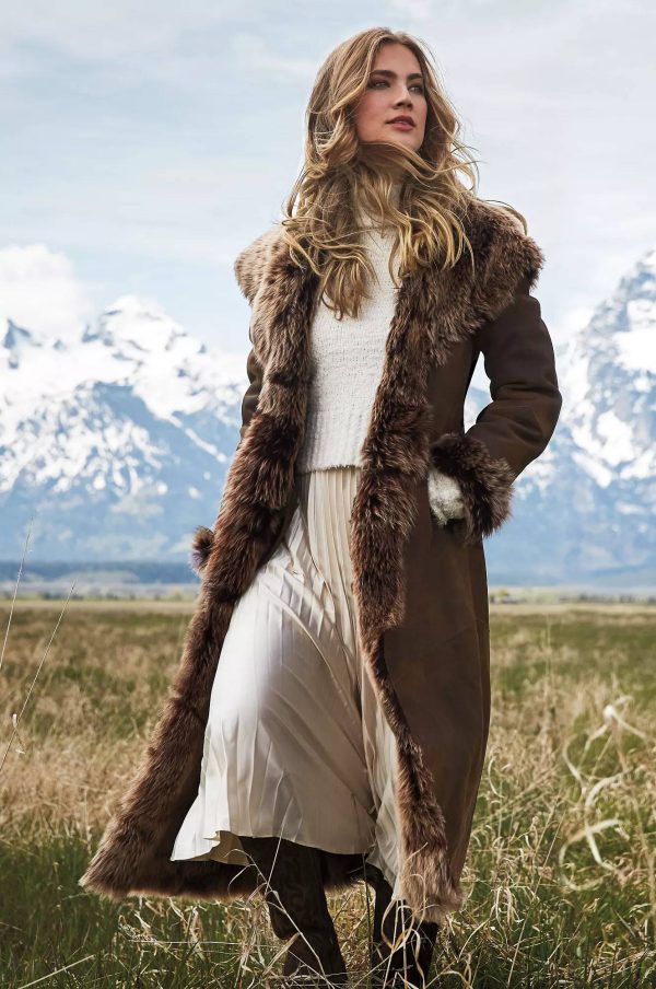 Dakota Hooded Toscana Sheepskin Coat 15
